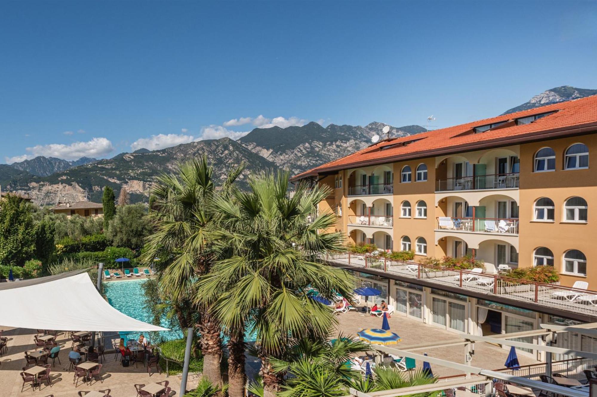 Majestic Palace Malcesine Exterior foto